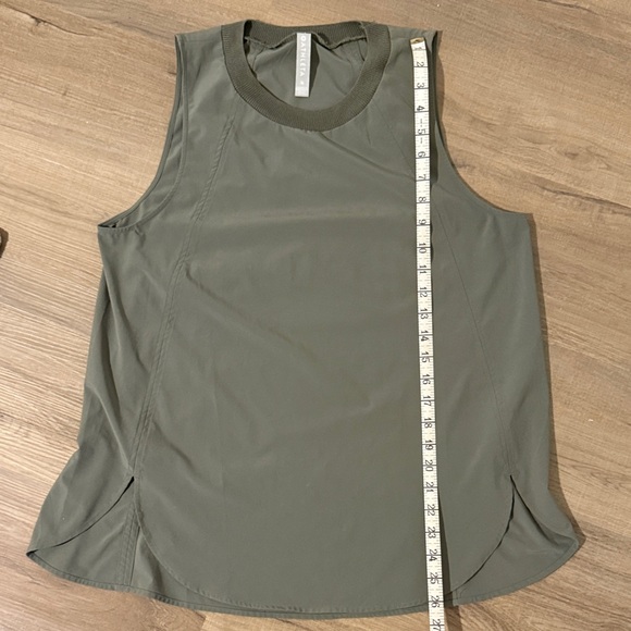 Athleta Olive Green Sleeveless Women's Top Size Medium - Picture 5 of 6
